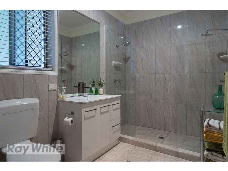 34 Malcomia Street, Redland Bay QLD 4165