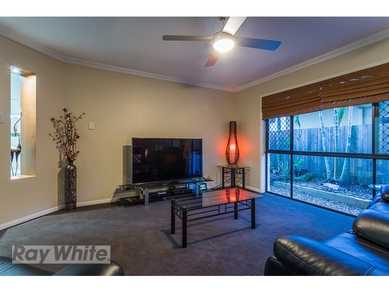 42 Bedarra Street, Redland Bay QLD 4165