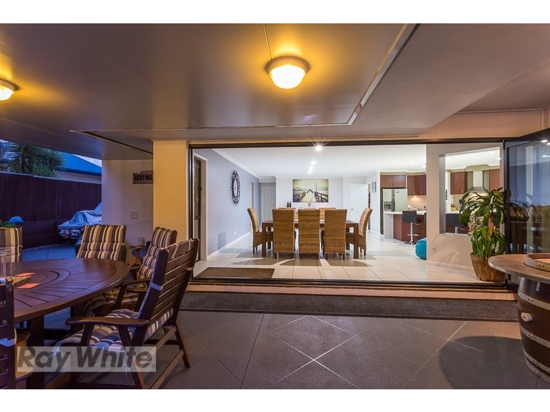 42 Bedarra Street, Redland Bay QLD 4165