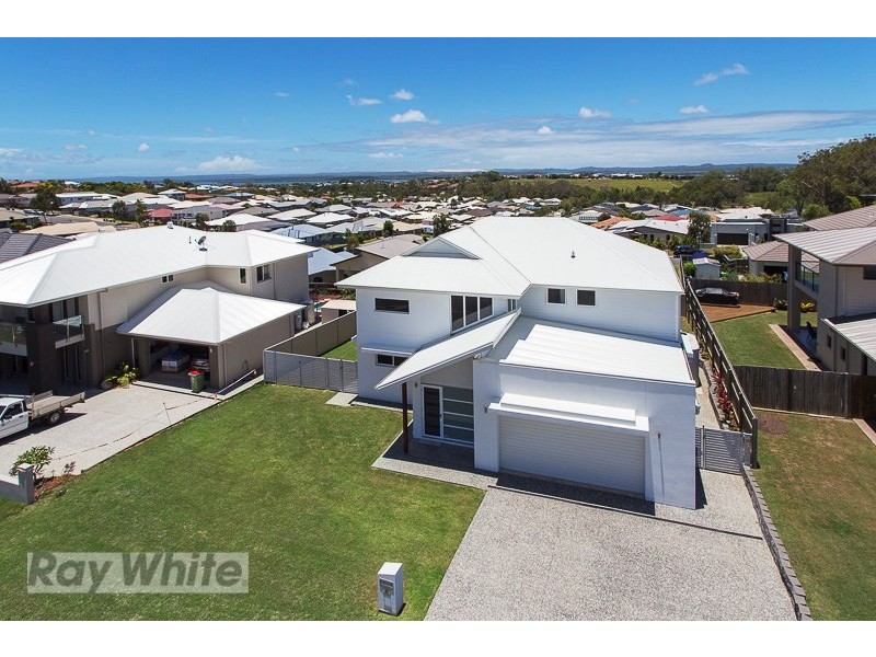 8 Turtle Place, Redland Bay QLD 4165