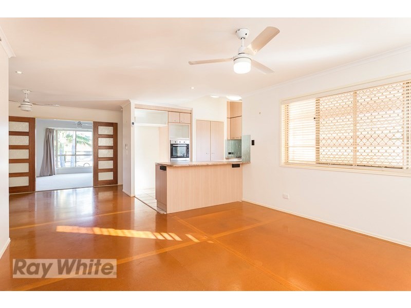 77 Salisbury Street, Redland Bay QLD 4165