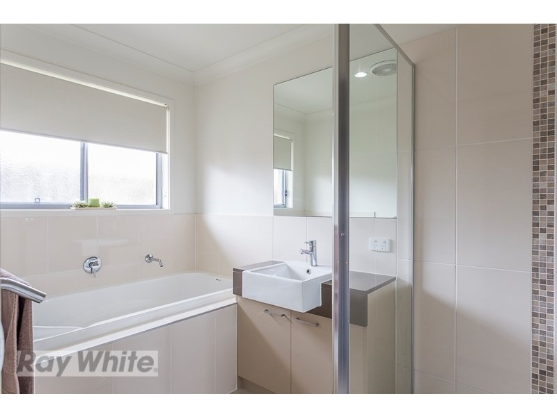 14 Hoop Pine Street, Mount Cotton QLD 4165