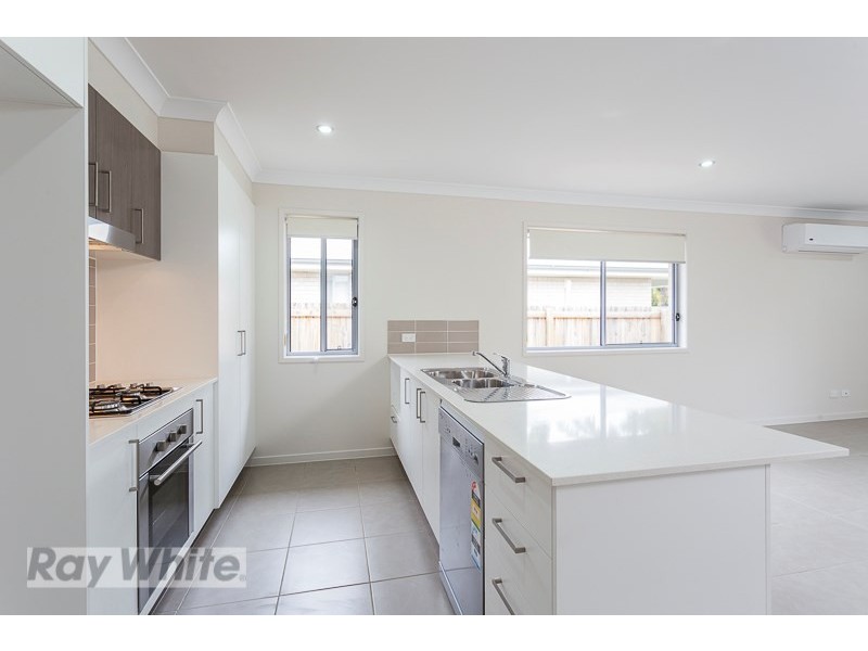 34A Haig Road, Birkdale QLD 4159