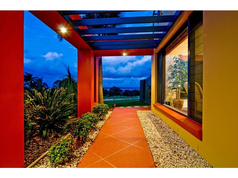 111 School Of Arts Road, Redland Bay QLD 4165