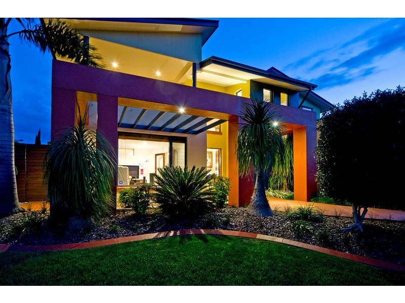 111 School Of Arts Road, Redland Bay QLD 4165