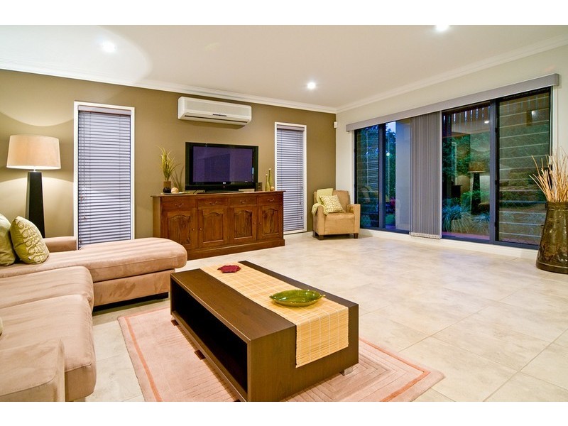 111 School Of Arts Road, Redland Bay QLD 4165