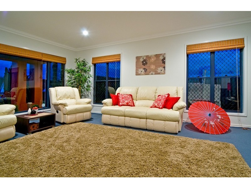 111 School Of Arts Road, Redland Bay QLD 4165