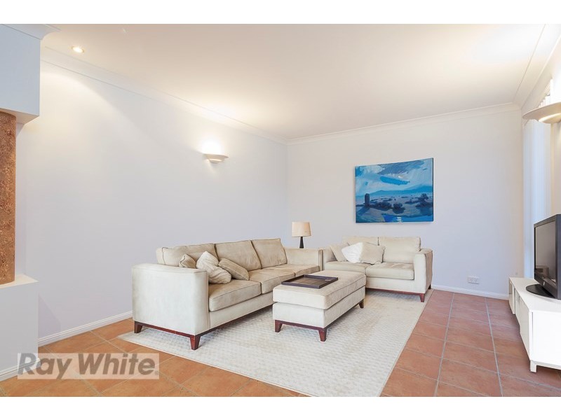 5 Marjorie Buckler Avenue, Redland Bay QLD 4165