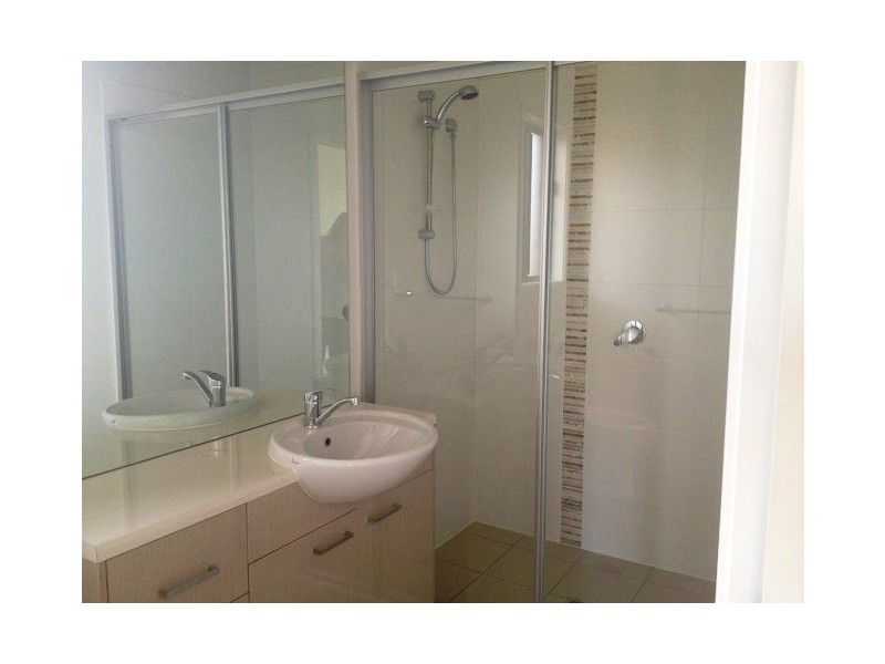 28 Rowe Crescent, Thornlands QLD 4164