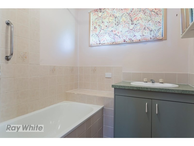 25 Shanahan Street, Redland Bay QLD 4165