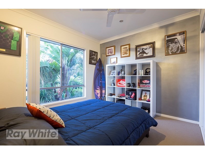9 Pyrus Place, Redland Bay QLD 4165