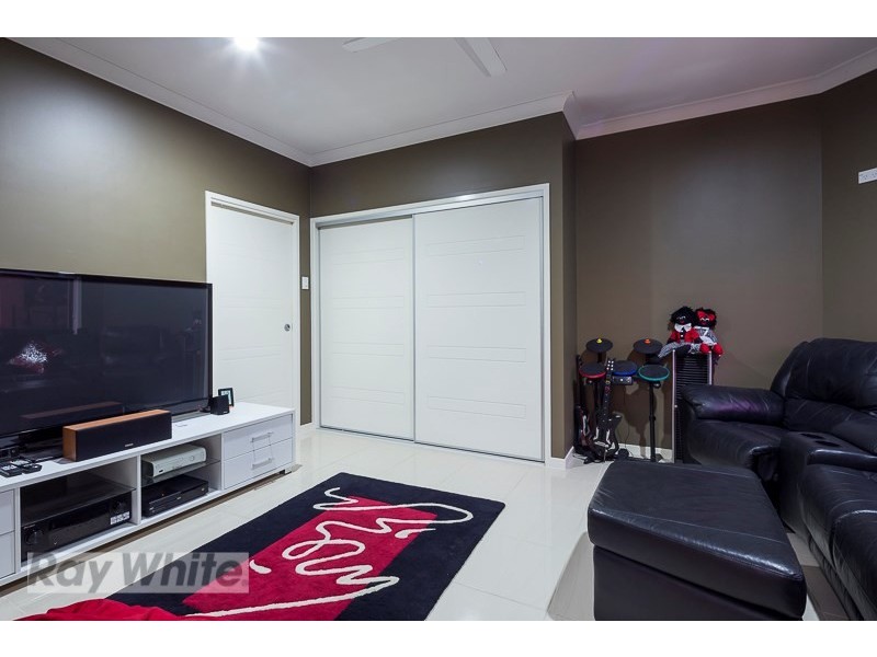 31 Cypress Street, Redland Bay QLD 4165