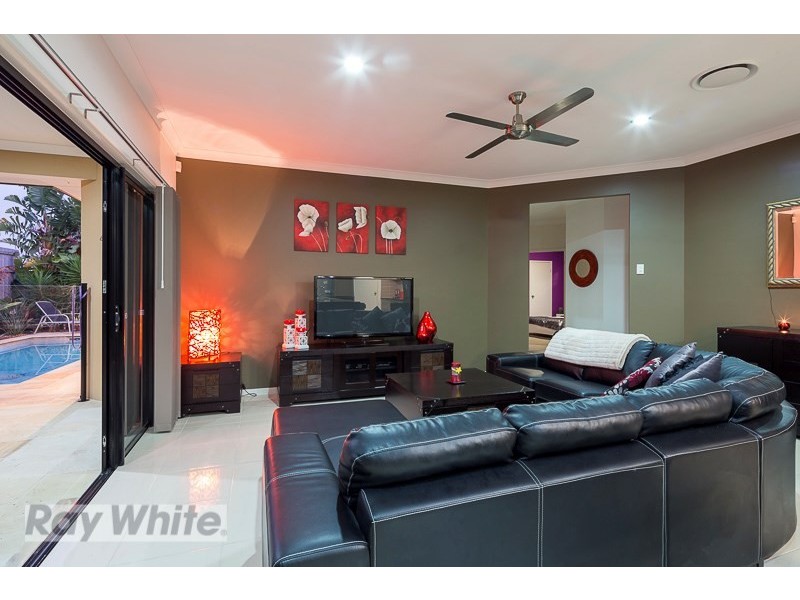 31 Cypress Street, Redland Bay QLD 4165