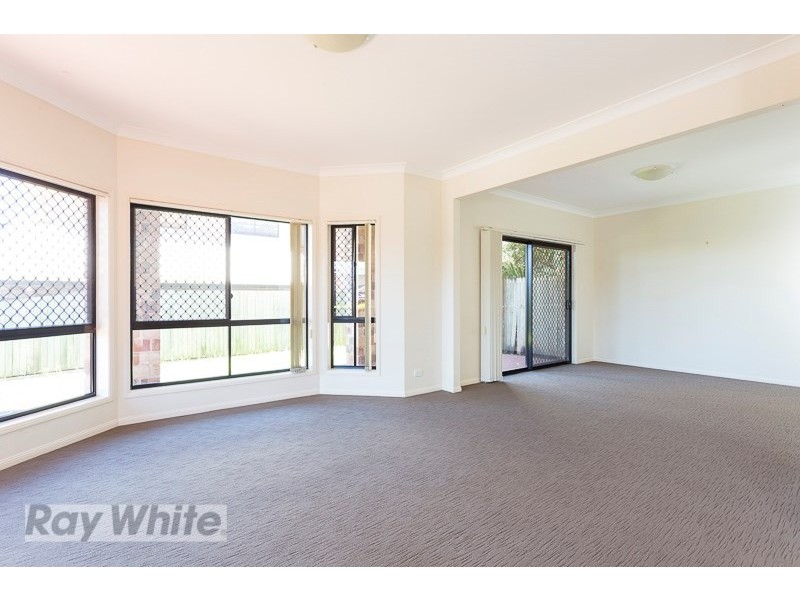 4 Creedin Court, Redland Bay QLD 4165