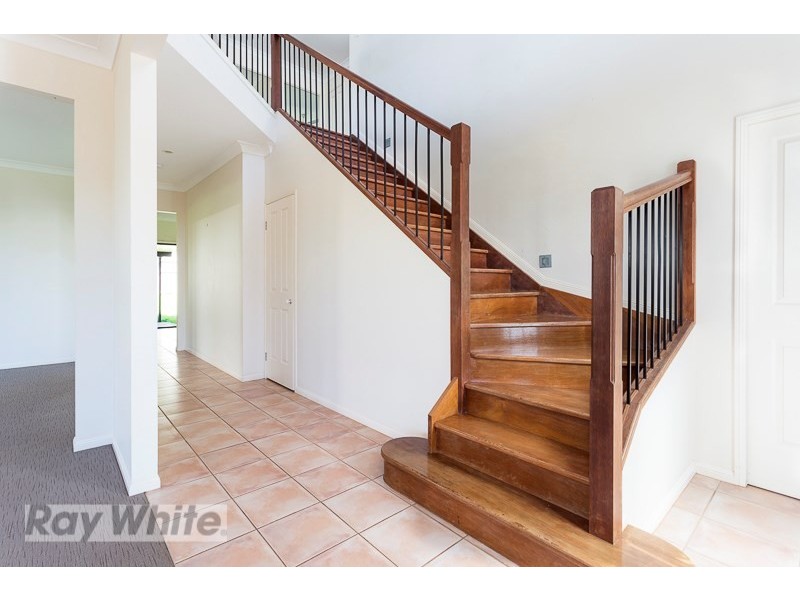 4 Creedin Court, Redland Bay QLD 4165