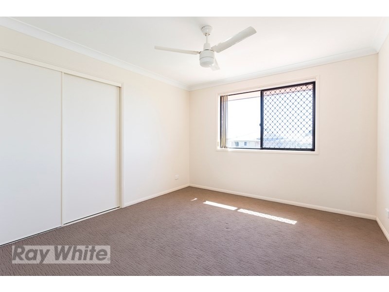4 Creedin Court, Redland Bay QLD 4165