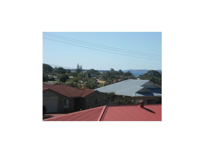 69 Spinnaker Circuit, Redland Bay QLD 4165