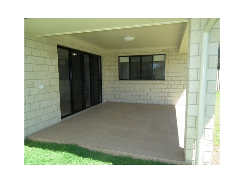 37 Lancaster Circuit, Redland Bay QLD 4165