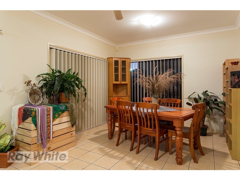 31 Attenborough Circuit, Redland Bay QLD 4165