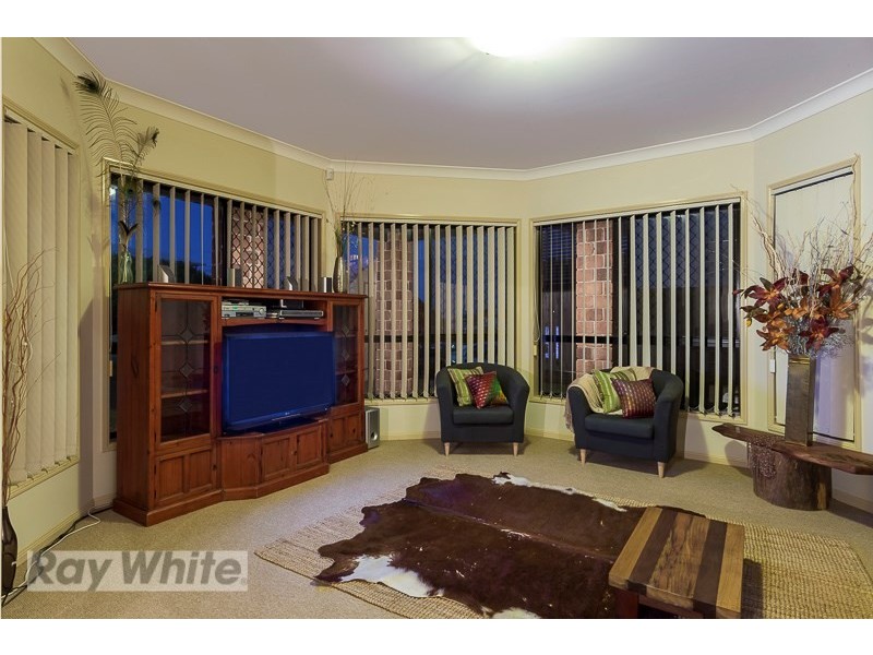 31 Attenborough Circuit, Redland Bay QLD 4165