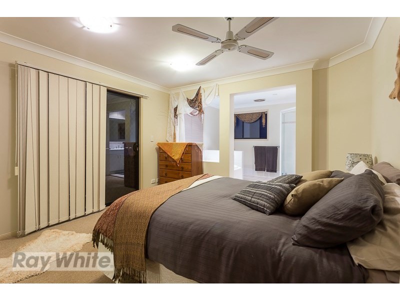 31 Attenborough Circuit, Redland Bay QLD 4165