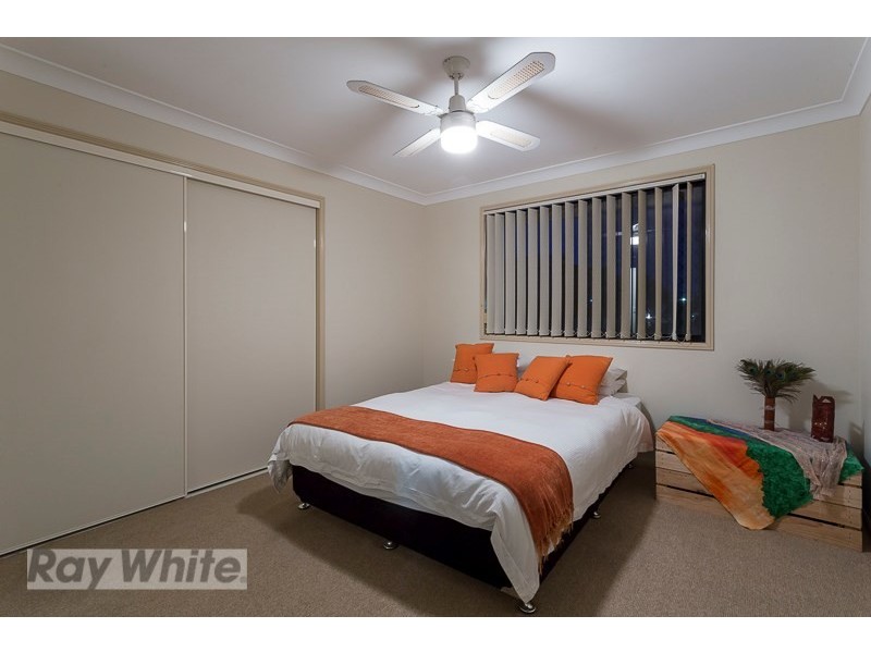 31 Attenborough Circuit, Redland Bay QLD 4165