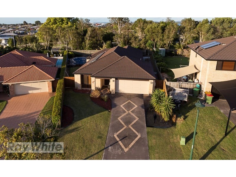 16 Ebony Crescent, Redland Bay QLD 4165