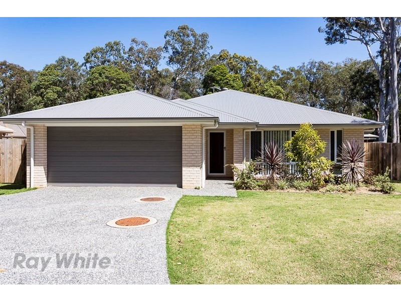 13 Pine Terrace (off Peel Street), Redland Bay QLD 4165