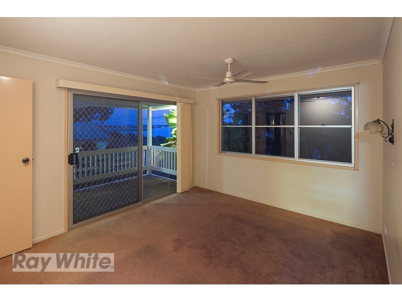 3 Broadwater Terrace, Redland Bay QLD 4165