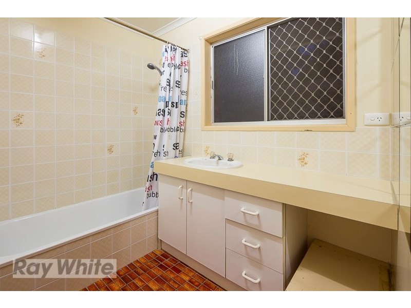 3 Broadwater Terrace, Redland Bay QLD 4165