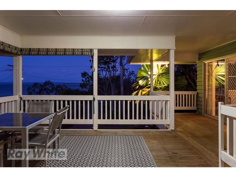 3 Broadwater Terrace, Redland Bay QLD 4165