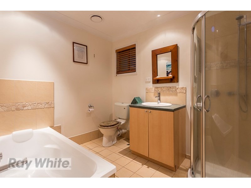 28 Link Road, Victoria Point QLD 4165