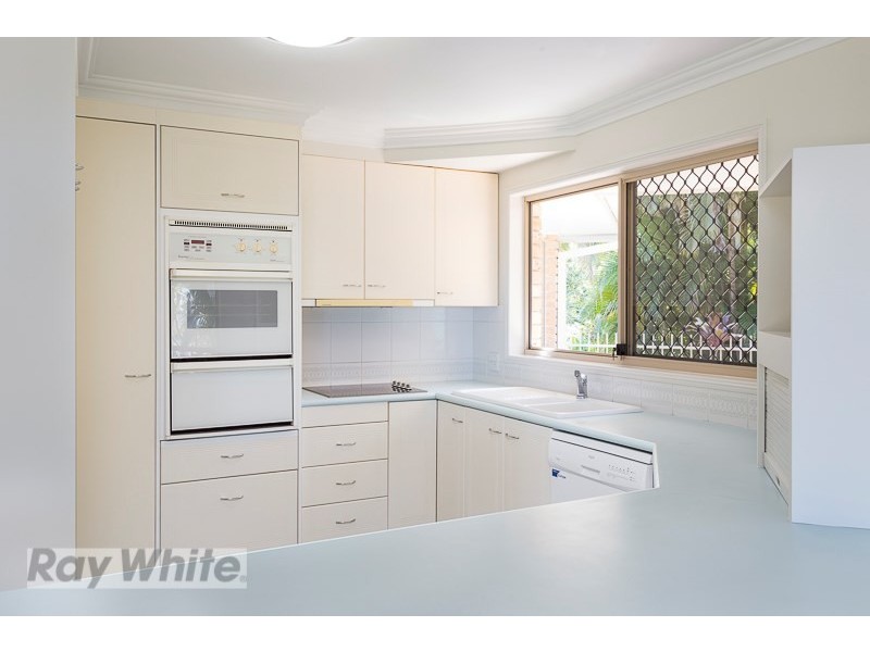 8 Vine Street, Redland Bay QLD 4165