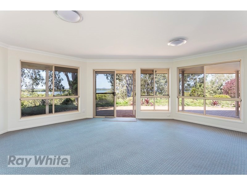 8 Vine Street, Redland Bay QLD 4165