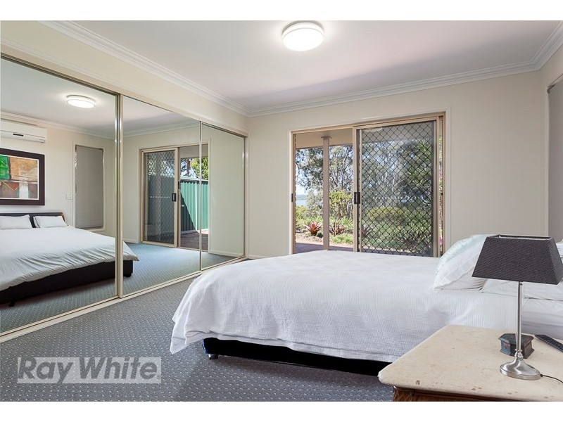 8 Vine Street, Redland Bay QLD 4165