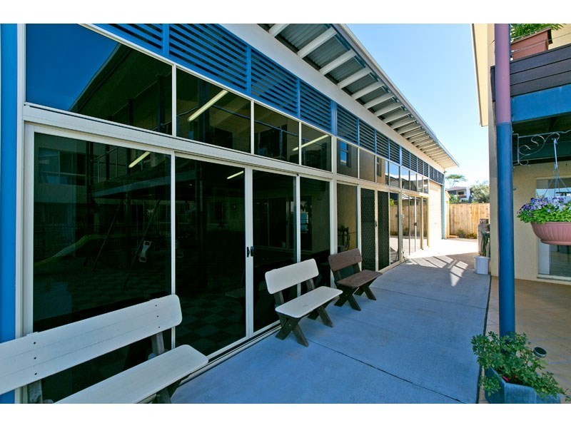 6 Baylink Drive, Redland Bay QLD 4165