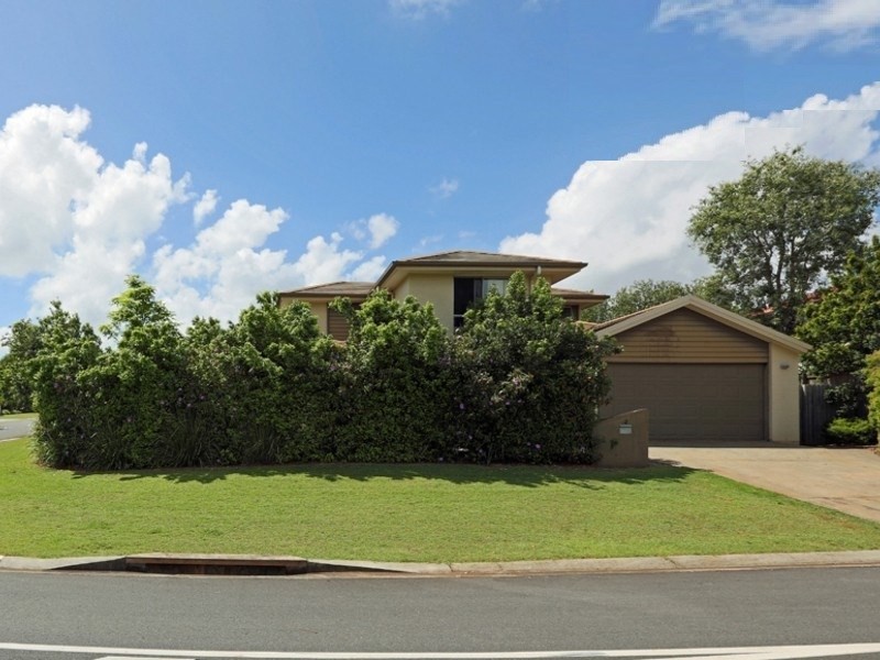 2 Shaw Place, Redland Bay QLD 4165