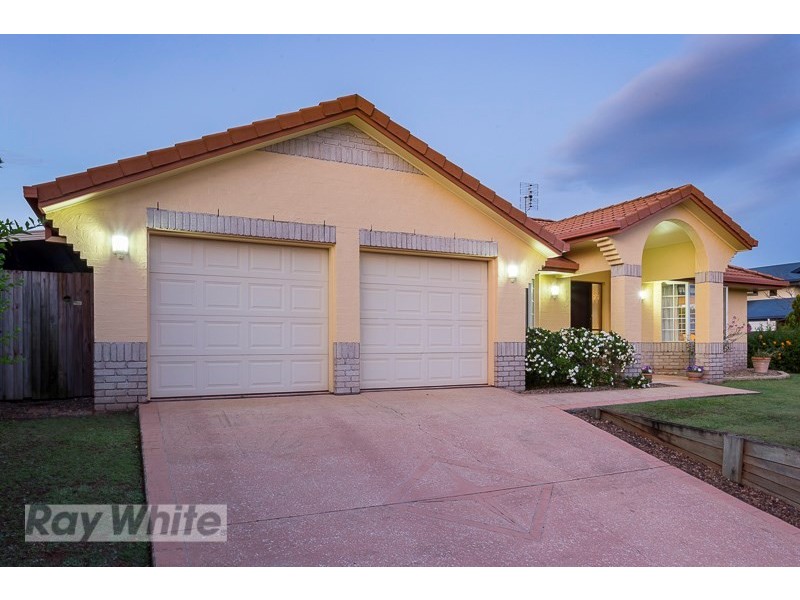 12 Keirnan Street, Redland Bay QLD 4165