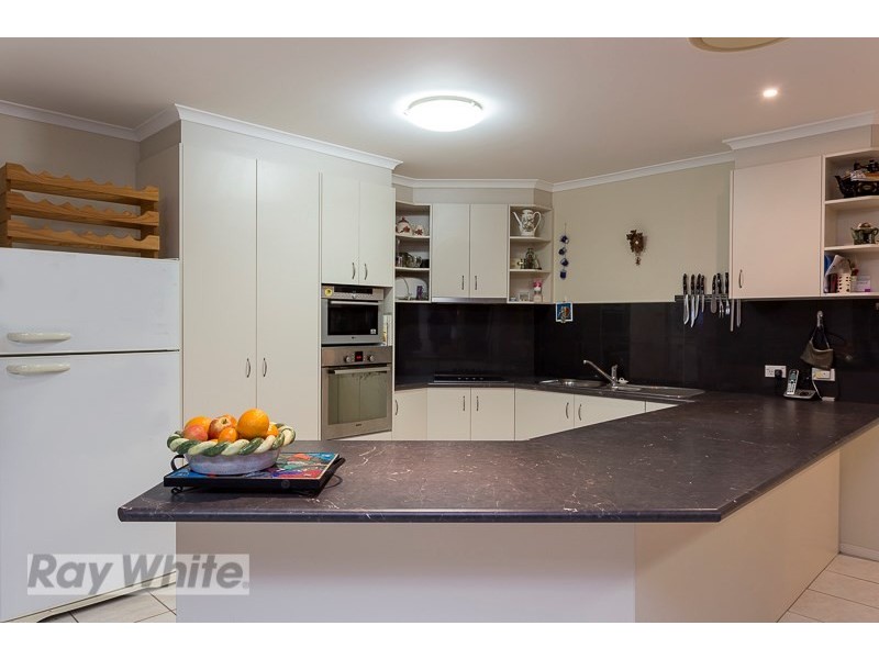 12 Keirnan Street, Redland Bay QLD 4165