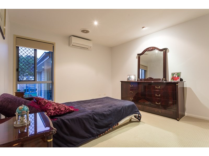 20 Kimbolton Drive, Redland Bay QLD 4165