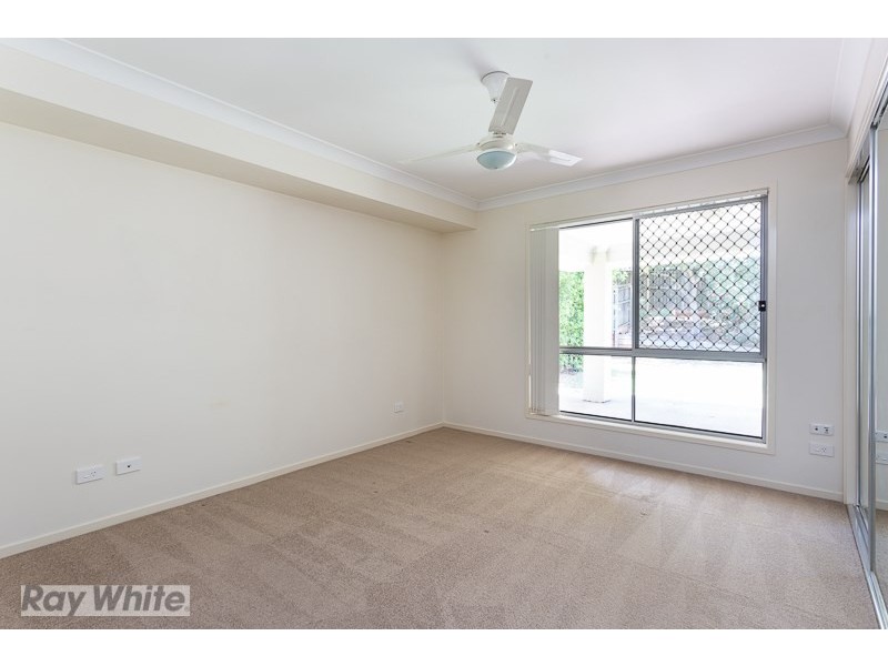 17 Shaw Place, Redland Bay QLD 4165