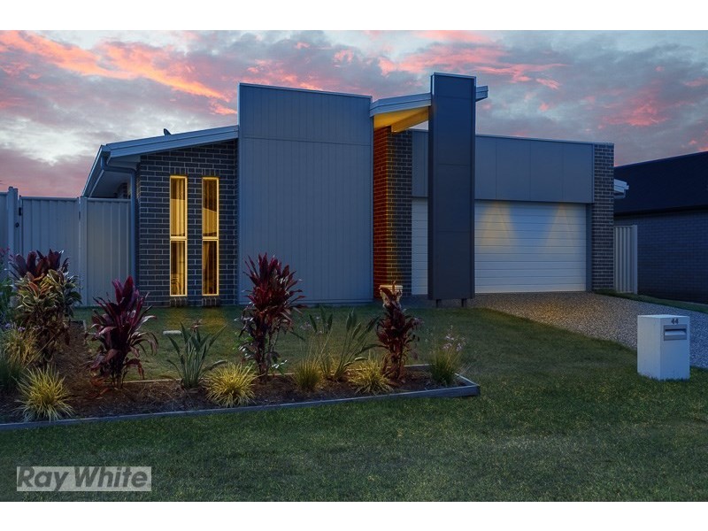 44 Willis Close, Redland Bay QLD 4165