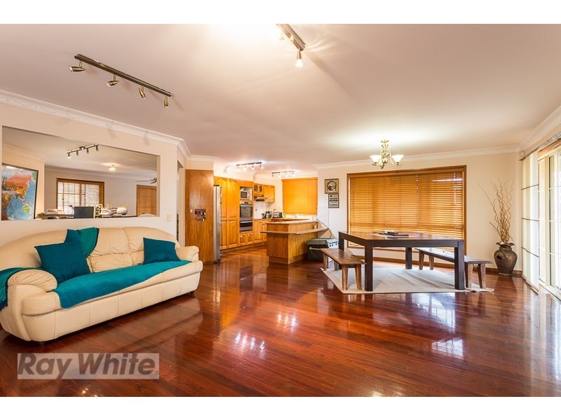 8 Lionel Court, Redland Bay QLD 4165