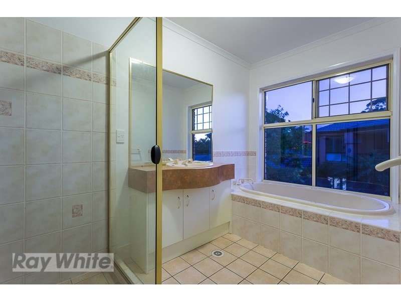 13 Mathison Court, Redland Bay QLD 4165