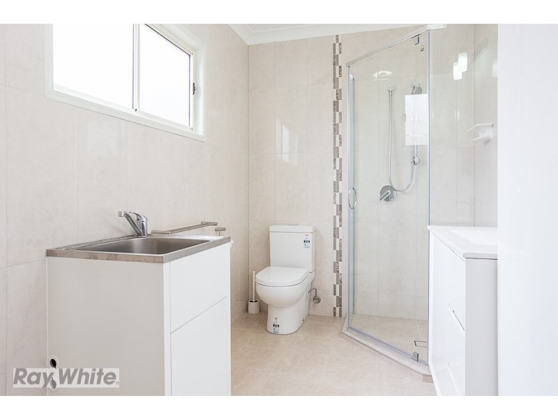 4 Kruger Street, Redland Bay QLD 4165