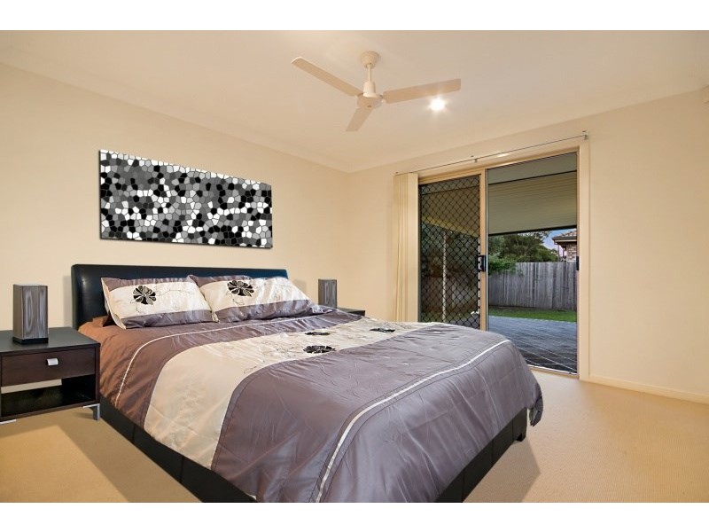 15 Portland Parade, Redland Bay QLD 4165