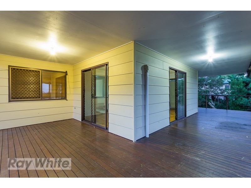 24 Vine Street, Redland Bay QLD 4165