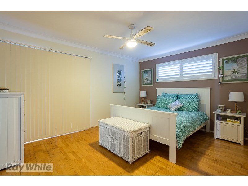 20 Sunningdale Drive, Redland Bay QLD 4165
