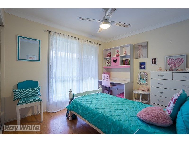 20 Sunningdale Drive, Redland Bay QLD 4165