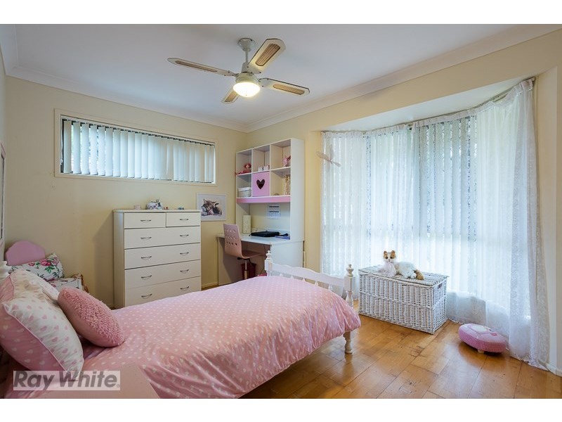 20 Sunningdale Drive, Redland Bay QLD 4165